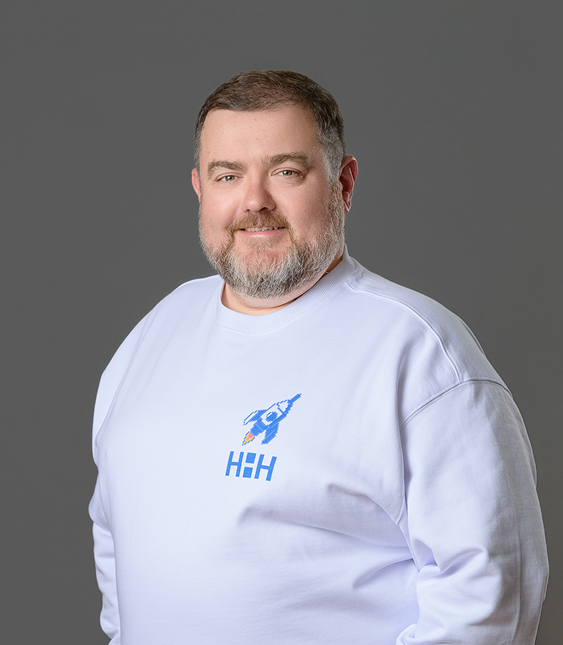 Aleksejus-Loskutovas-CEO-HHHub